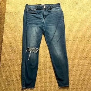 Refuge Denim Ripped Jeans